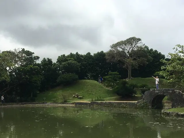 識名園