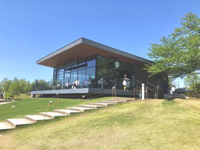 スターバックスコーヒー 富山環水公園店（STARBUCKS COFFEE）