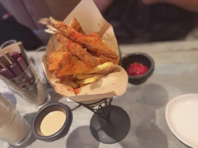  Craft Dining Upit