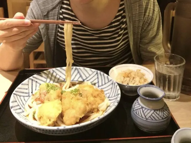 うどん おごっと 新宿南口店