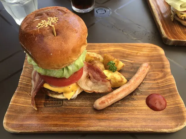 ふらのバーガー