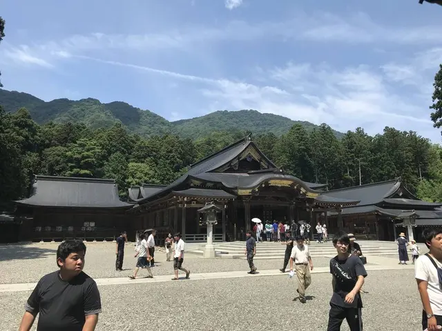 彌彦神社
