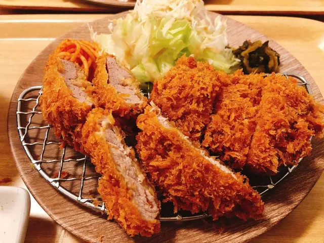 肉や食堂inへんざ