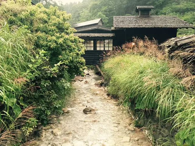 鶴の湯温泉