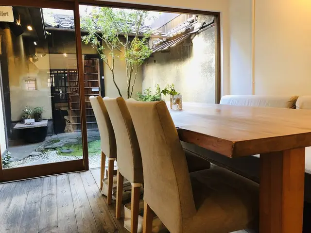 うめぞの CAFE & GALLERY