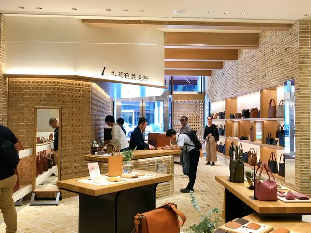 TSUCHIYA KABAN 日本橋店