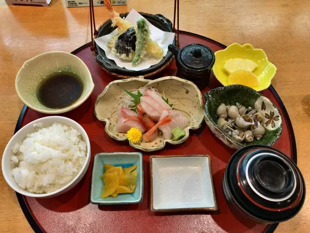 膳処 くろひめ
