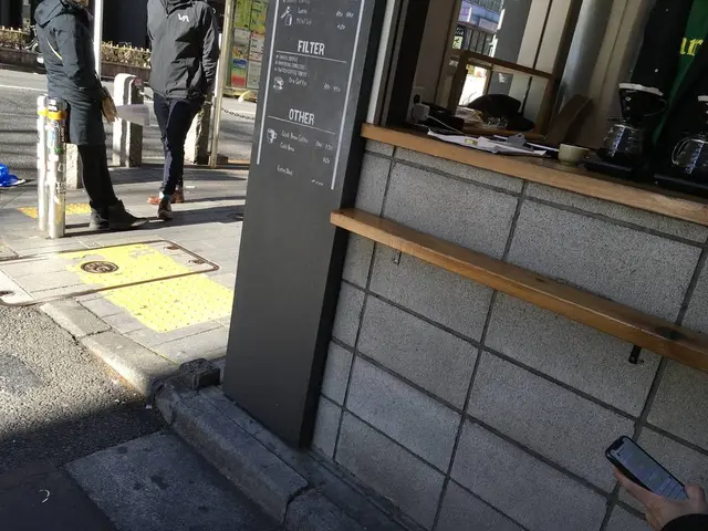 ABOUT LIFE COFFEE BREWERS