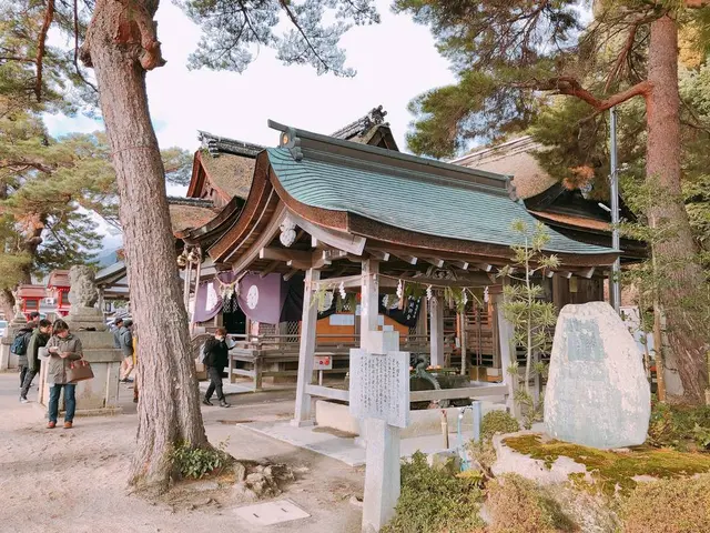 白鬚神社