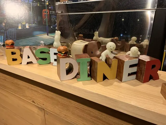 BASE DINER - ベイスダイナー 籠原店