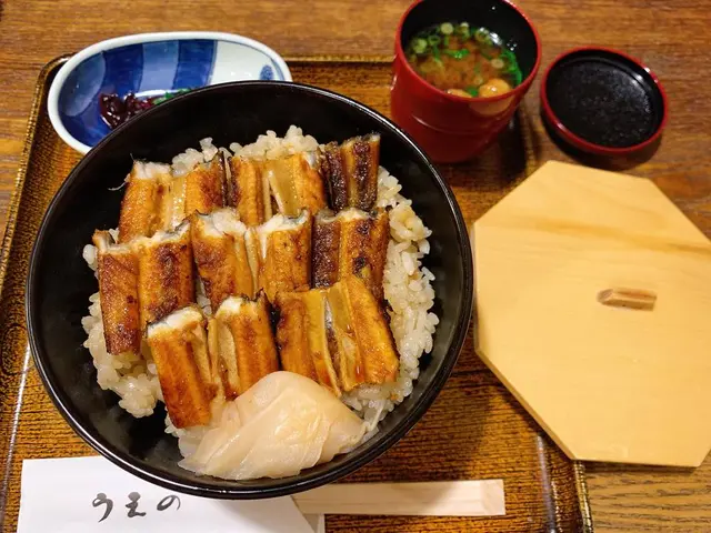あなごめし うえの 宮島口本店
