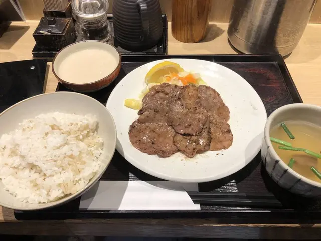 たんやHAKATA