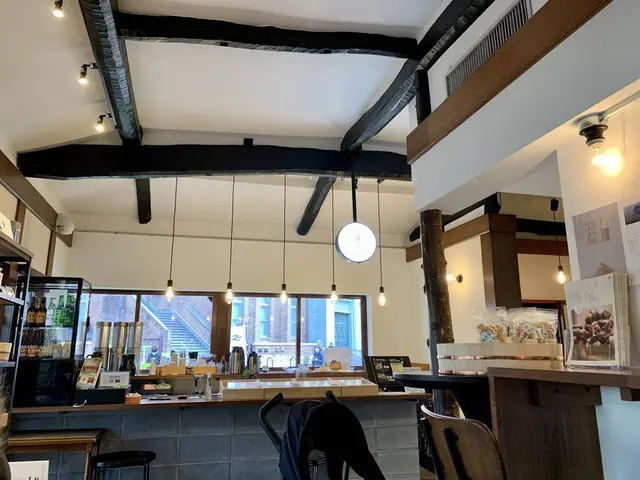 カモス ヒビヤ （KAMOS HIBIYA）