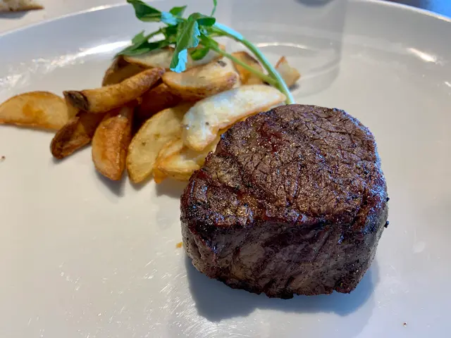 ワカヌイ グリル ダイニング バー東京