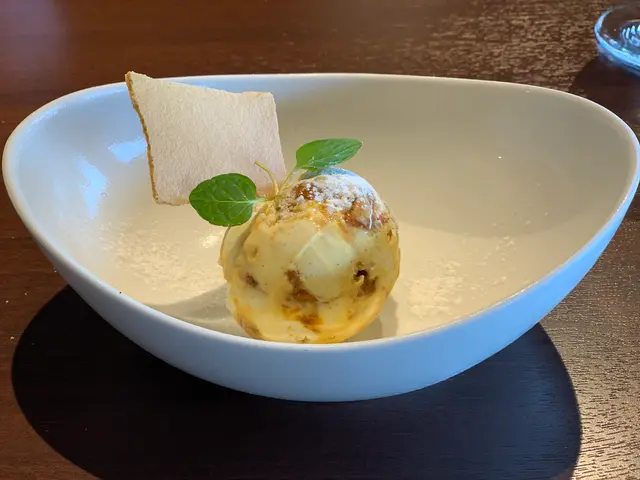 ワカヌイ グリル ダイニング バー東京