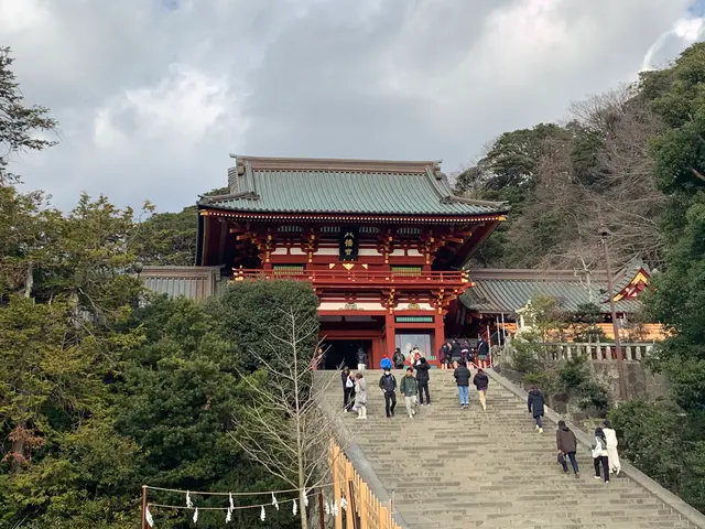 鶴岡八幡宮