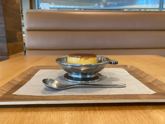 WHITE GLASS COFFEE （ホワイトグラスコーヒー）