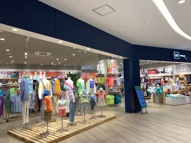 Gap Outlet 三井アウトレットパーク横浜ベイサイド店