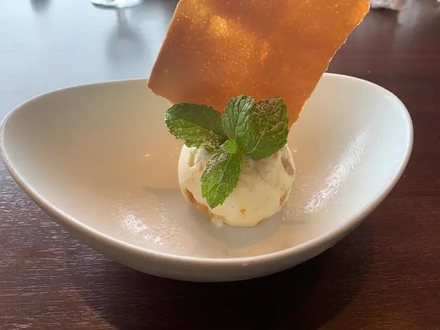 ワカヌイ グリル ダイニング バー東京