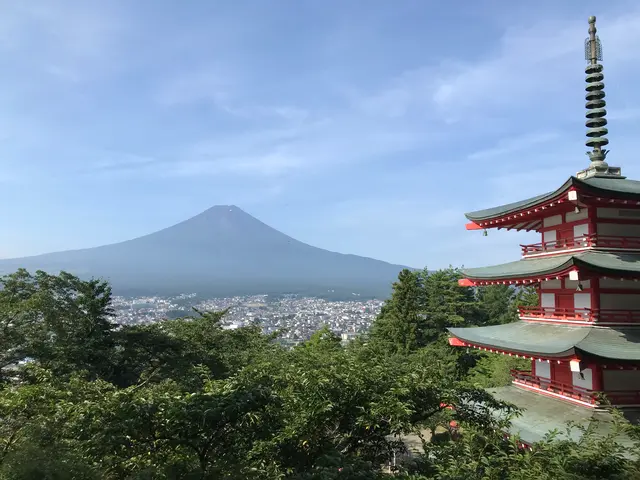 新倉山浅間公園