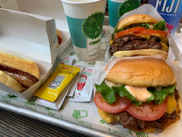 シェイクシャック アトレ 恵比寿店 （SHAKE SHACK） 