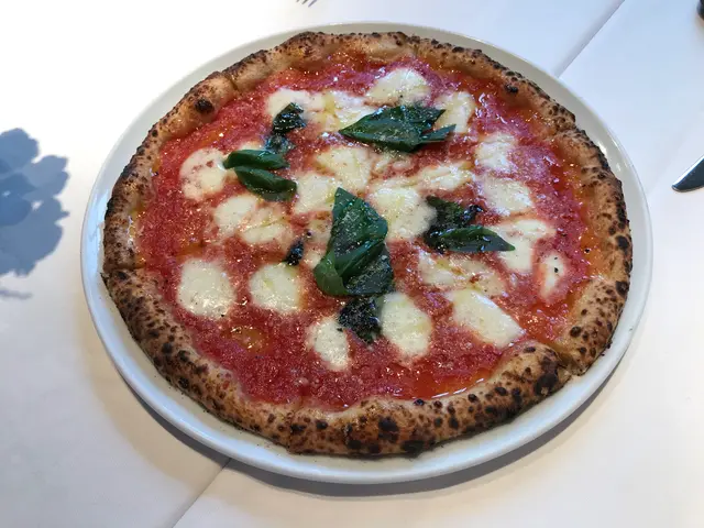 カンブーザ（cambusa)