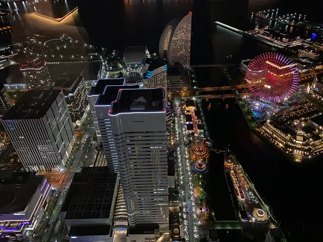 横浜ランドマークタワー