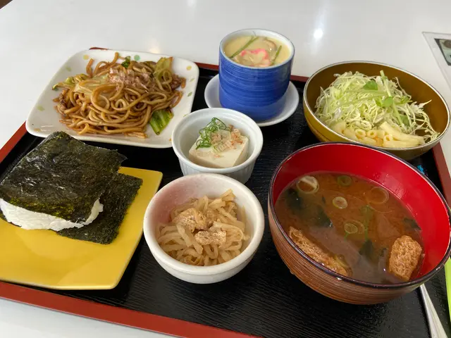 朱里（あかり）