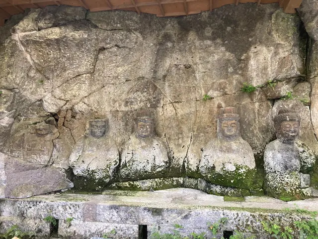 臼杵石仏（臼杵磨崖仏）