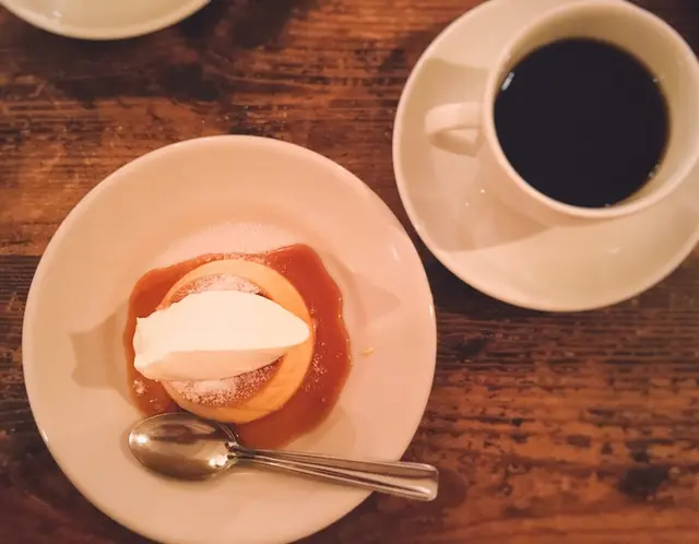 MOON mica takahashi COFFEE SALON