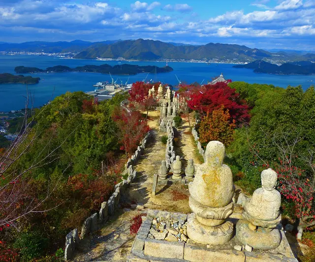 白滝山（五百羅漢）