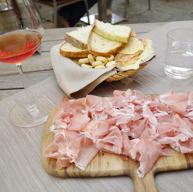 Pane Vino e San Daniele