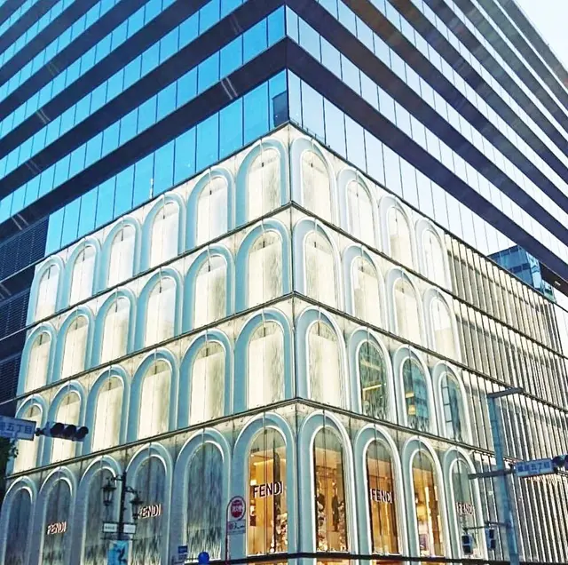 ギンザ シックス（GINZA SIX）