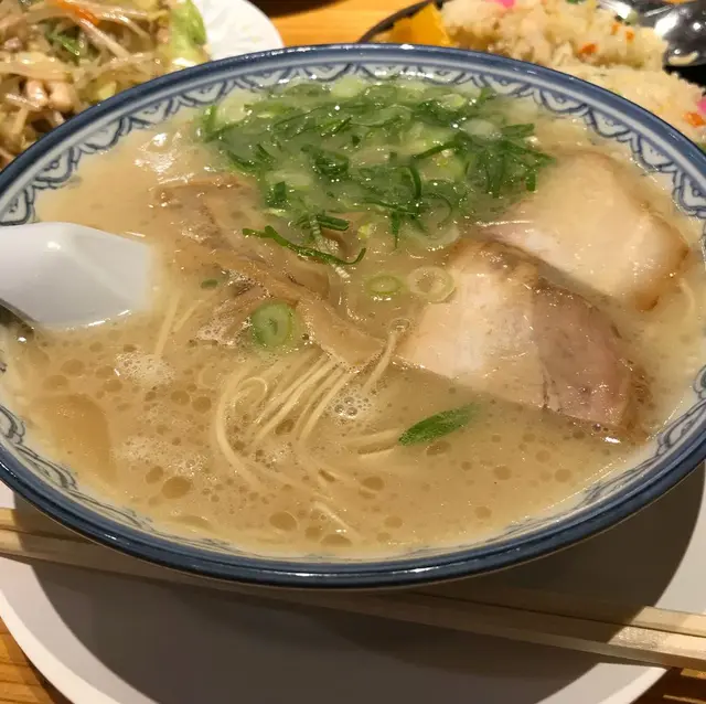 元祖 赤のれん 節ちゃんラーメン 天神本店