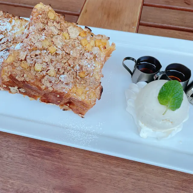 512 CAFE&GRILL