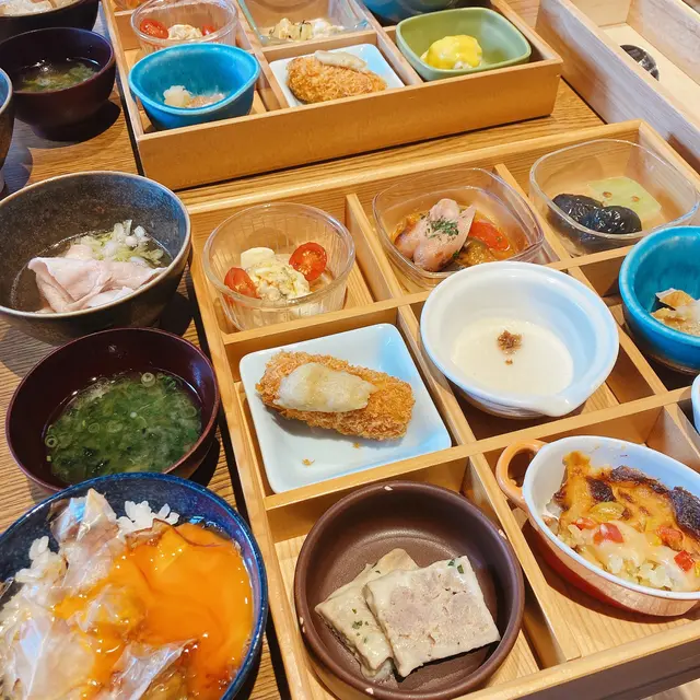 銀座朝食ラボ