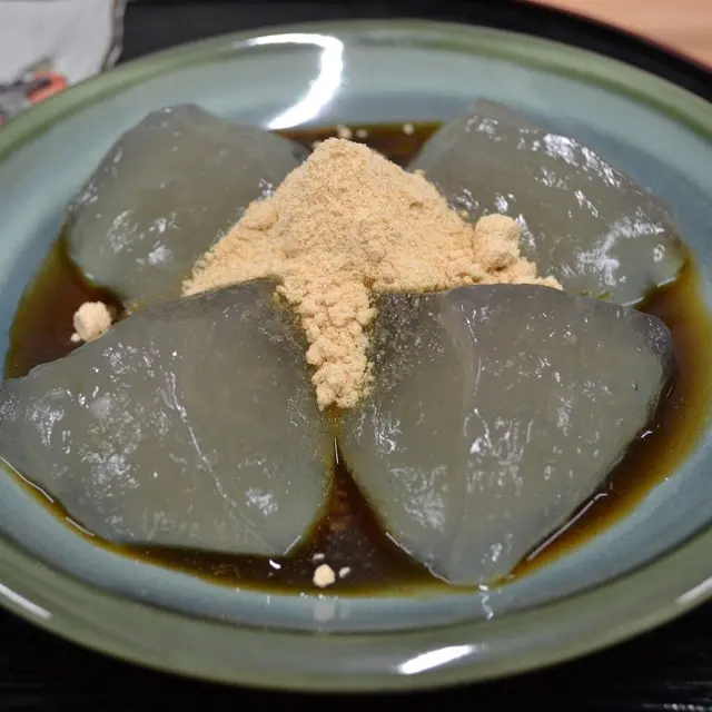 葛と鯖寿しの店 まる志ん