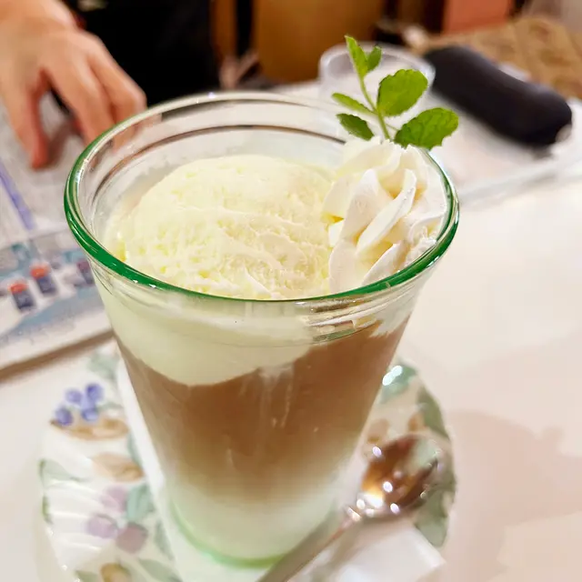 喫茶れーがん