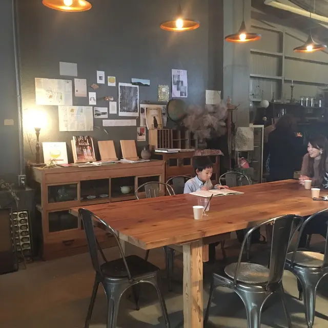 from afar（フロムアファー ）