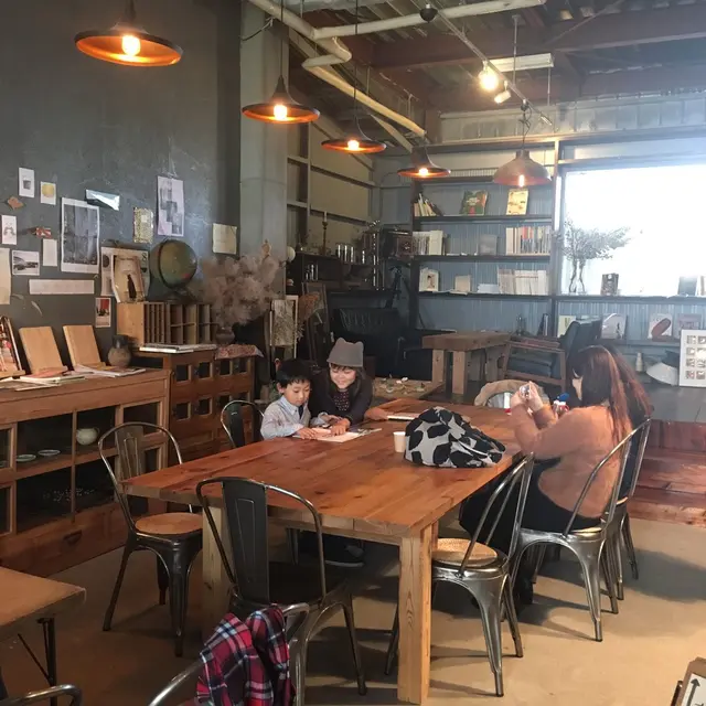 from afar（フロムアファー ）