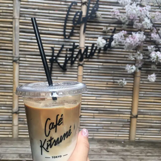  カフェ キツネ（CAFE KITSUNE）