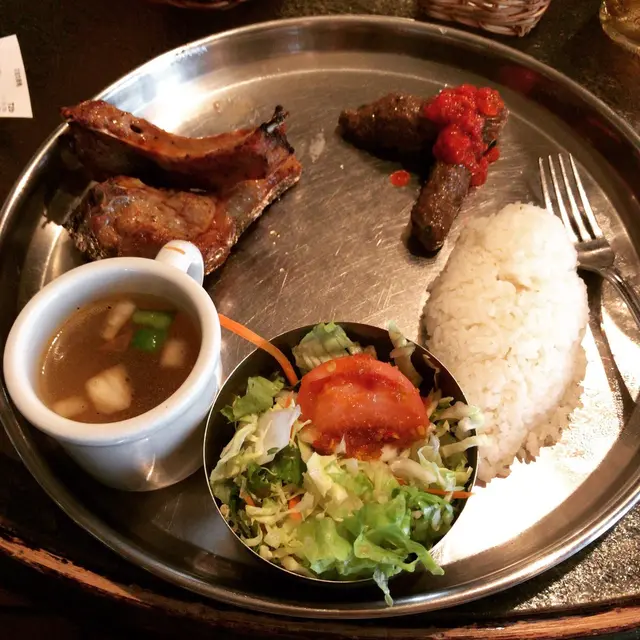 ビストロひつじや