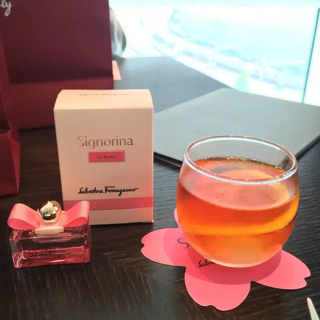 フォーシーズンズホテル丸の内 東京 Four Seasons Hotel Tokyo at Marunouchi
