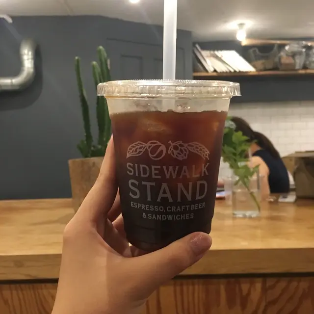 サイドウォーク スタンド （SIDEWALK STAND）