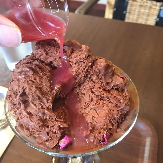 プレスキルショコラトリー 本店 （PRESQUILE chocolaterie） 