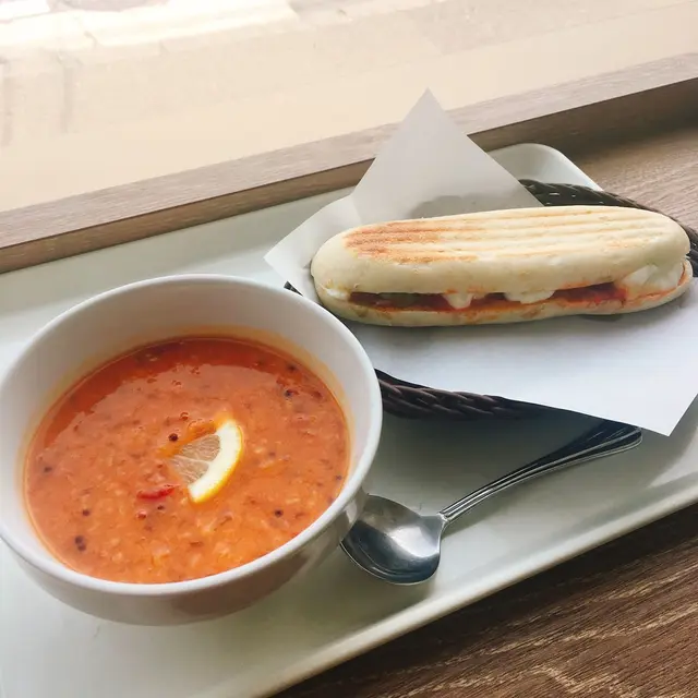 ベッカライ徳多朗