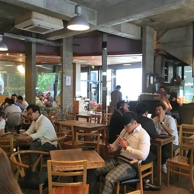 커피스미스 가로수길점 Coffee Smith