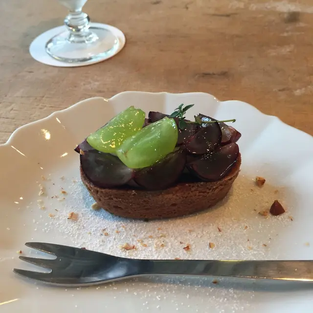 from afar（フロムアファー ）