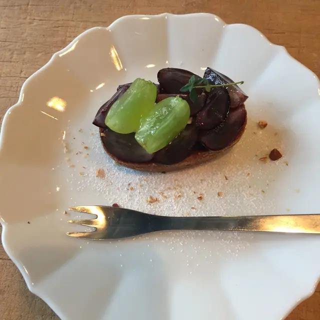 from afar（フロムアファー ）