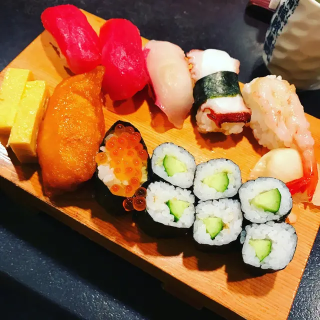 すし処 龍本